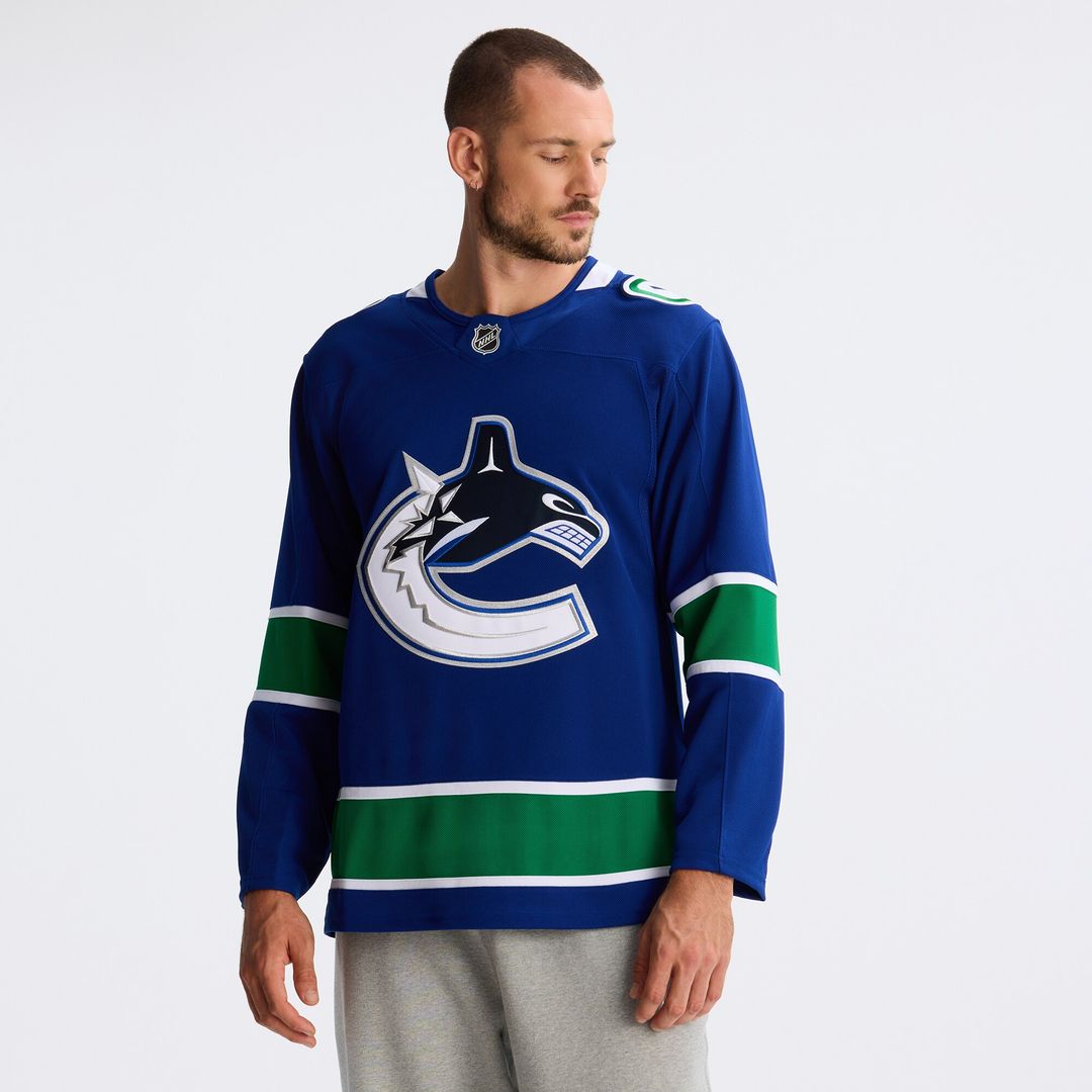 Vancouver Canucks Fanatics Away Premium Jersey - White